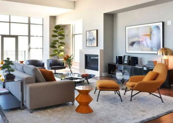 Hosting a Dinner Party: Tips for Stress-Free Entertaining